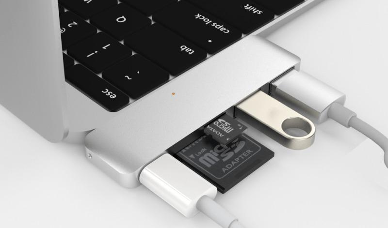 Рис. 3. Одновременное подключение к ноутбуку большого количества USB-устройств и переходников.